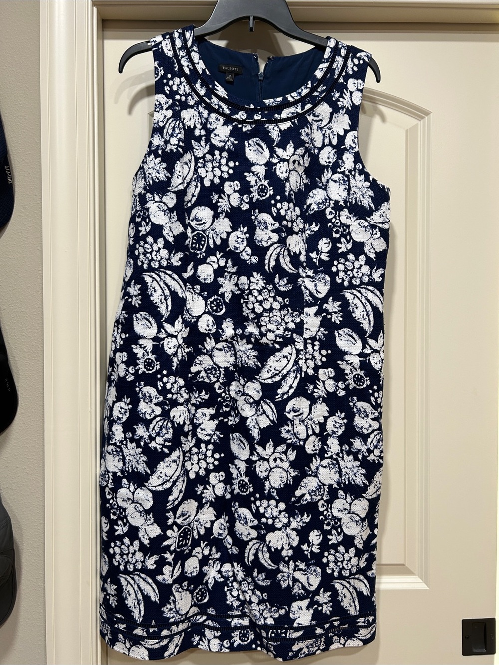 Talbots Navy and White Floral Sleeveless Shift Dress